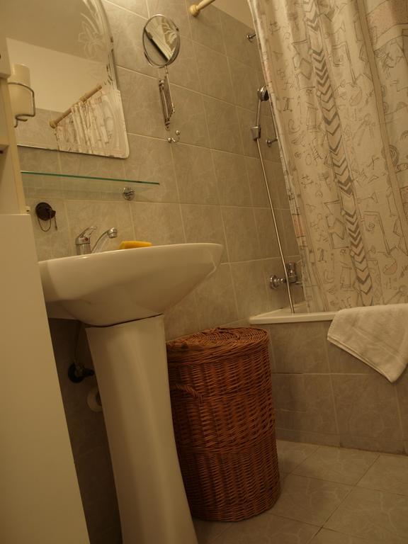 Attic Center פראג