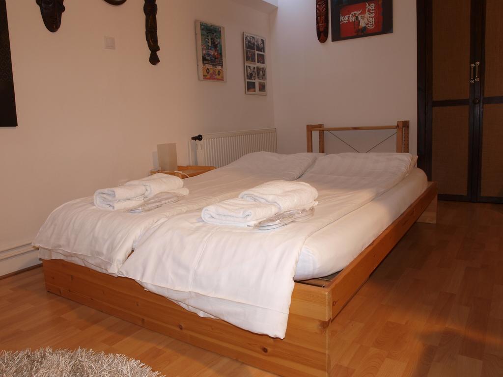 Attic Center Apartmán *